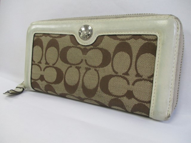 コーチ　財布