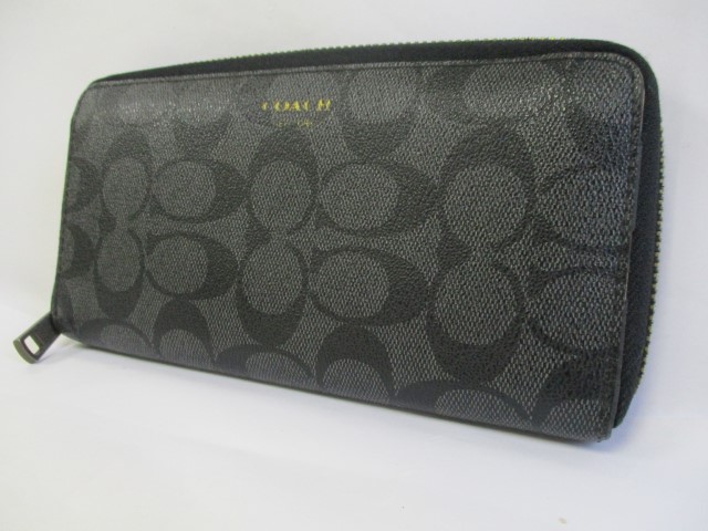 コーチ　財布