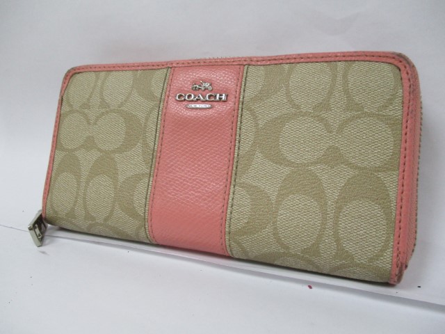 コーチ　財布